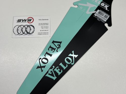 Velox spatbord ass saver in Celeste Bianchi kleur