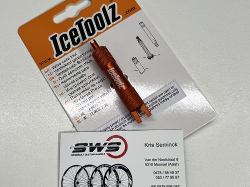 Icetoolz Valve core tool presta schrader 66V1 orange